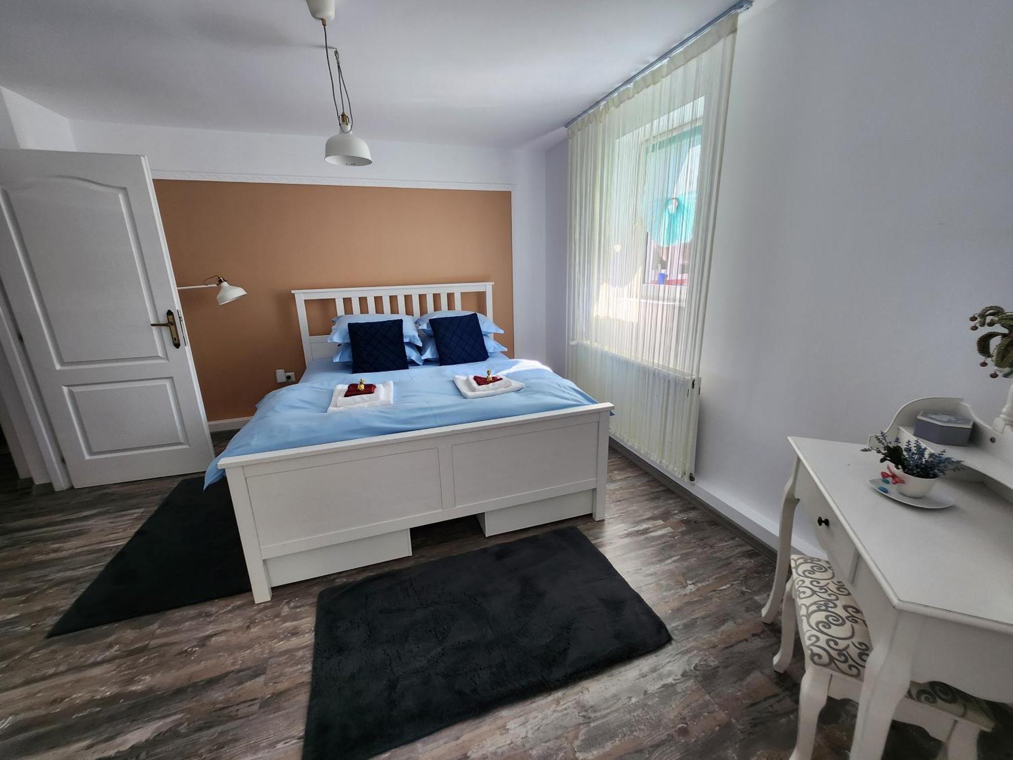 Готель Casa Turta Dulce Буштені Номер фото